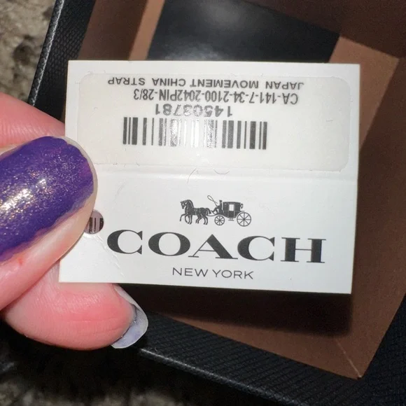 Coach Libby Watch - Picture 2 of 7